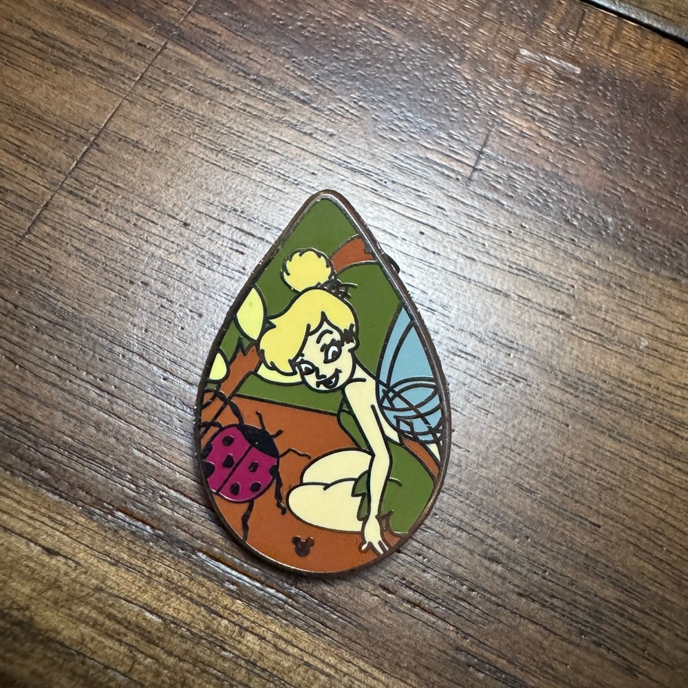 Disney Parks Trading Pin Tinkerbell with a Ladybug Water Drop Hidden Mickey 2008